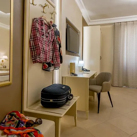 Hotel Vittorio Emanuele Boutique 4*