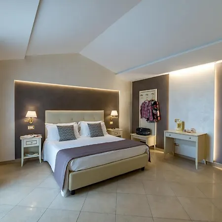 Vittorio Emanuele Boutique Hotel 4*
