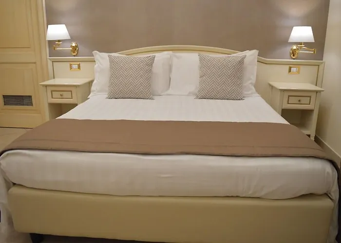 Vittorio Emanuele Boutique 4* 취아카