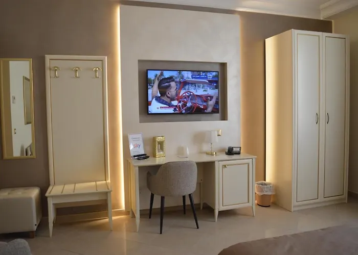 Vittorio Emanuele Boutique 4* 취아카