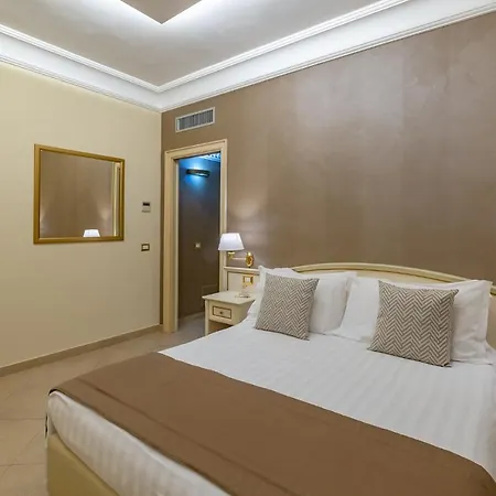 Vittorio Emanuele 4*